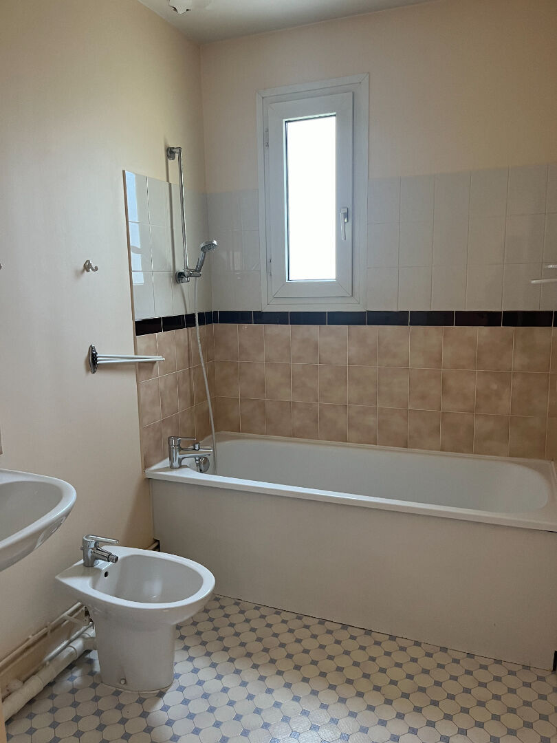 Photo Appartement Chaumont 3 pièce(s) 76 m2 image 6/6