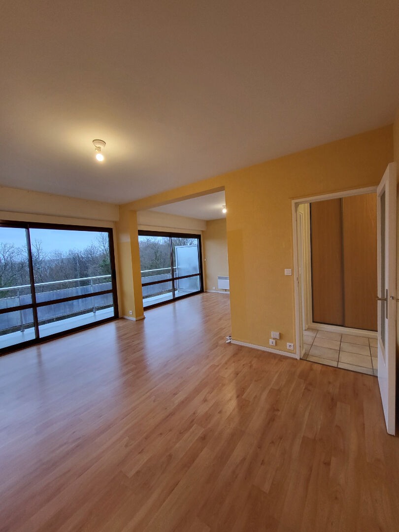 Photo Appartement F2 avec Balcon et Parking image 2/6