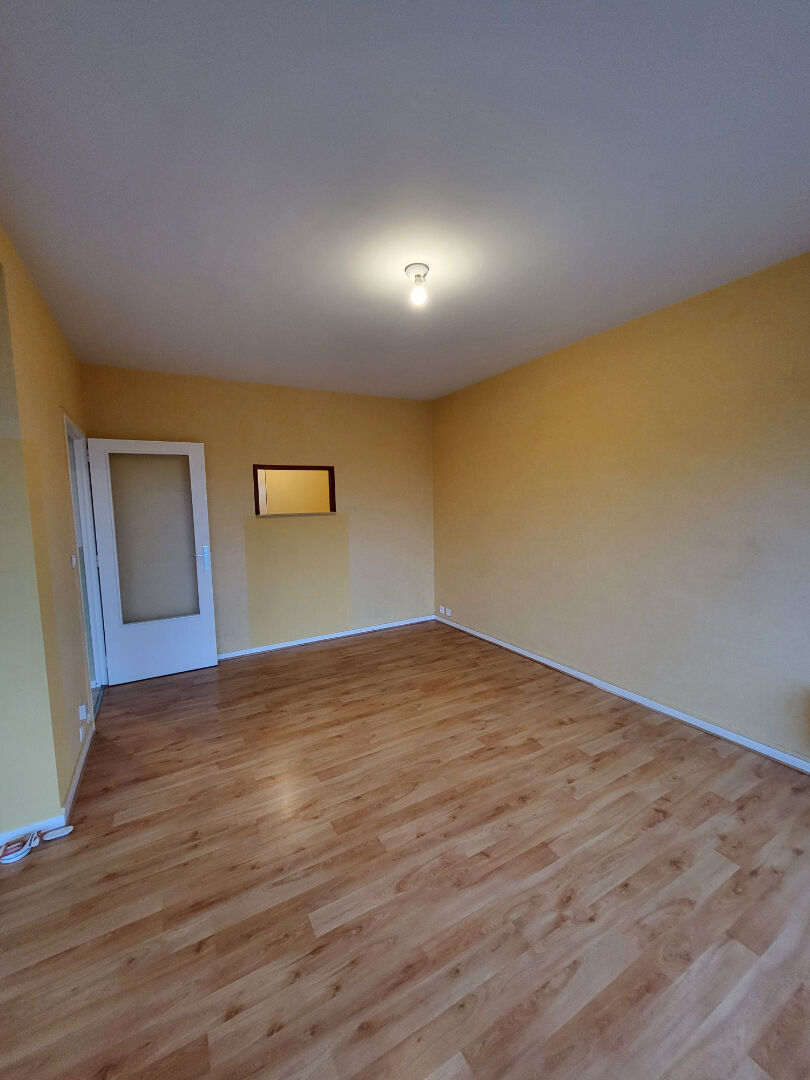 Photo Appartement F2 avec Balcon et Parking image 4/6