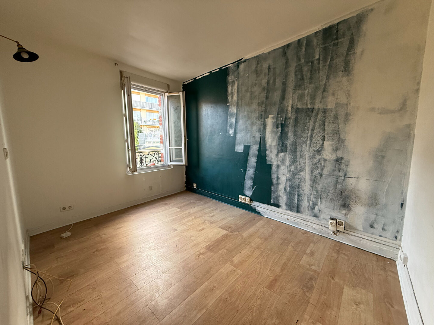 Photo Appartement Suresnes 2 pièce(s) 31.33 m2 image 2/6