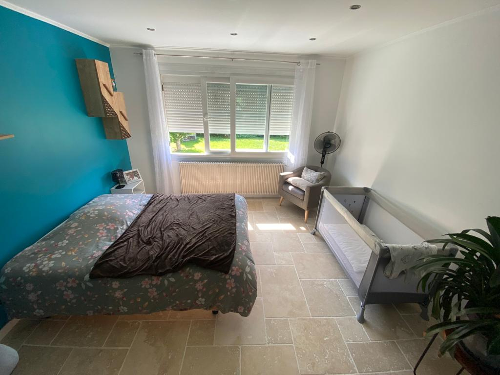 Photo Chaumont en Vexin centre ville maison 8 pièces image 4/6