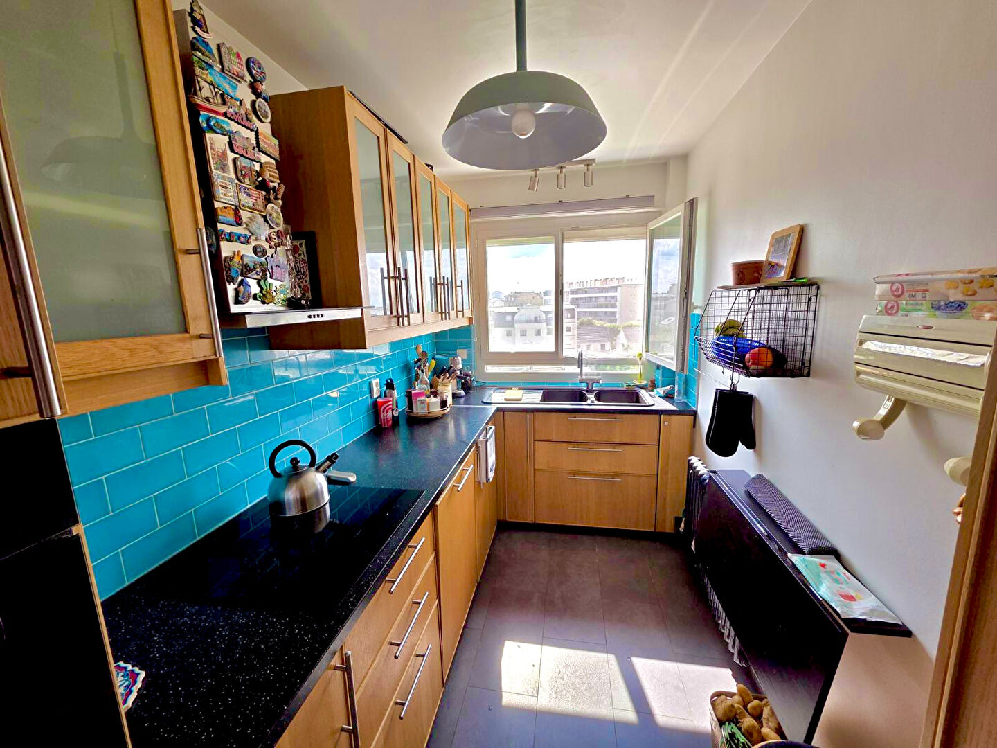 Photo La Garenne Colombes  = Les Vallées = 3 pièces de 73m2 image 2/6