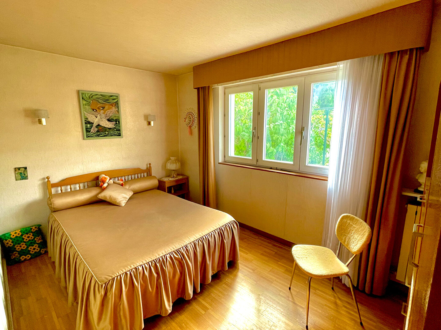 Photo Colombes = rue Ménelotte  = Maison  4 pièces de 154m² - Terrain 650m² image 6/6