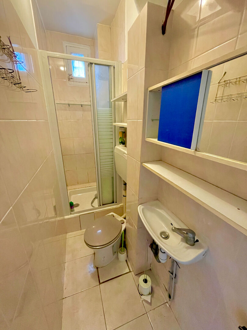 Photo La Garenne Colombes = Charlesbourg = Studio de 25 m2 image 3/5