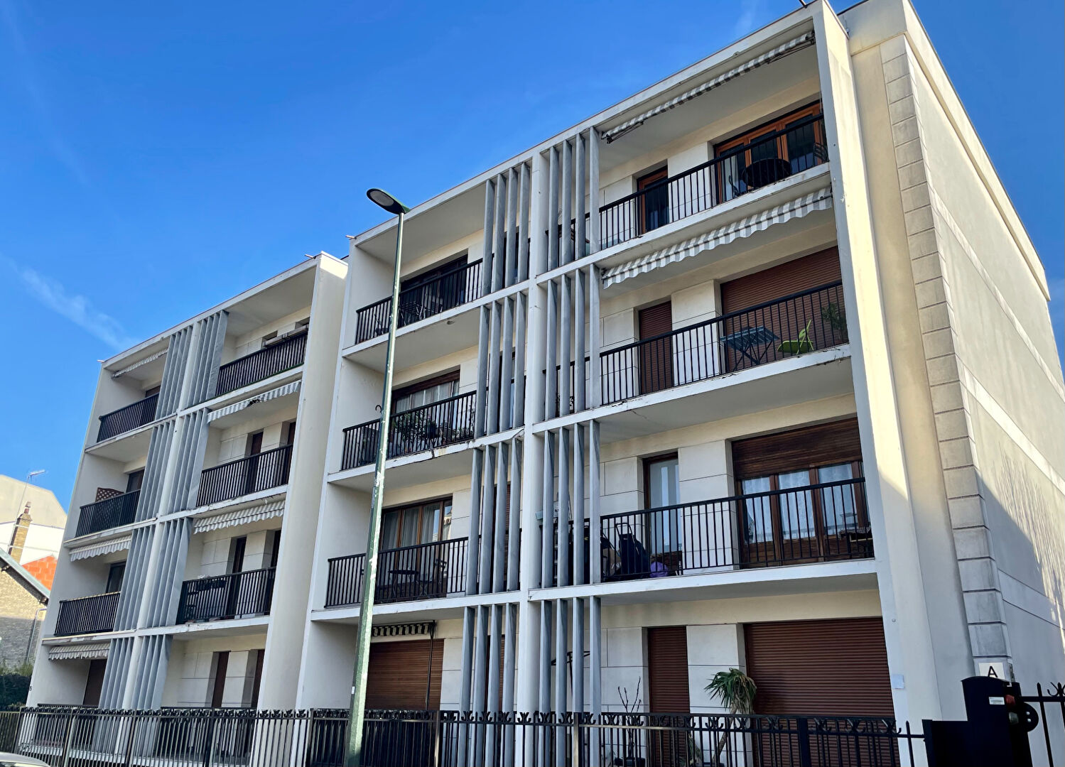 Photo La Garenne Colombes  = Centre Ville =  BOX image 2/3