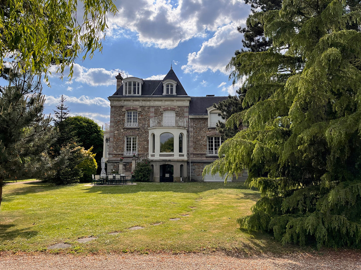 Agence immobilière de AGENCE ARRIO Villennes sur seine