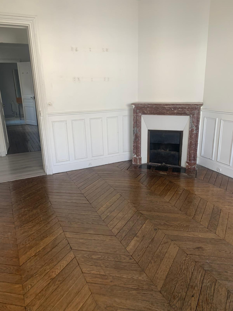 Photo Appartement Paris 3 pièce(s) 61 m2 image 2/6