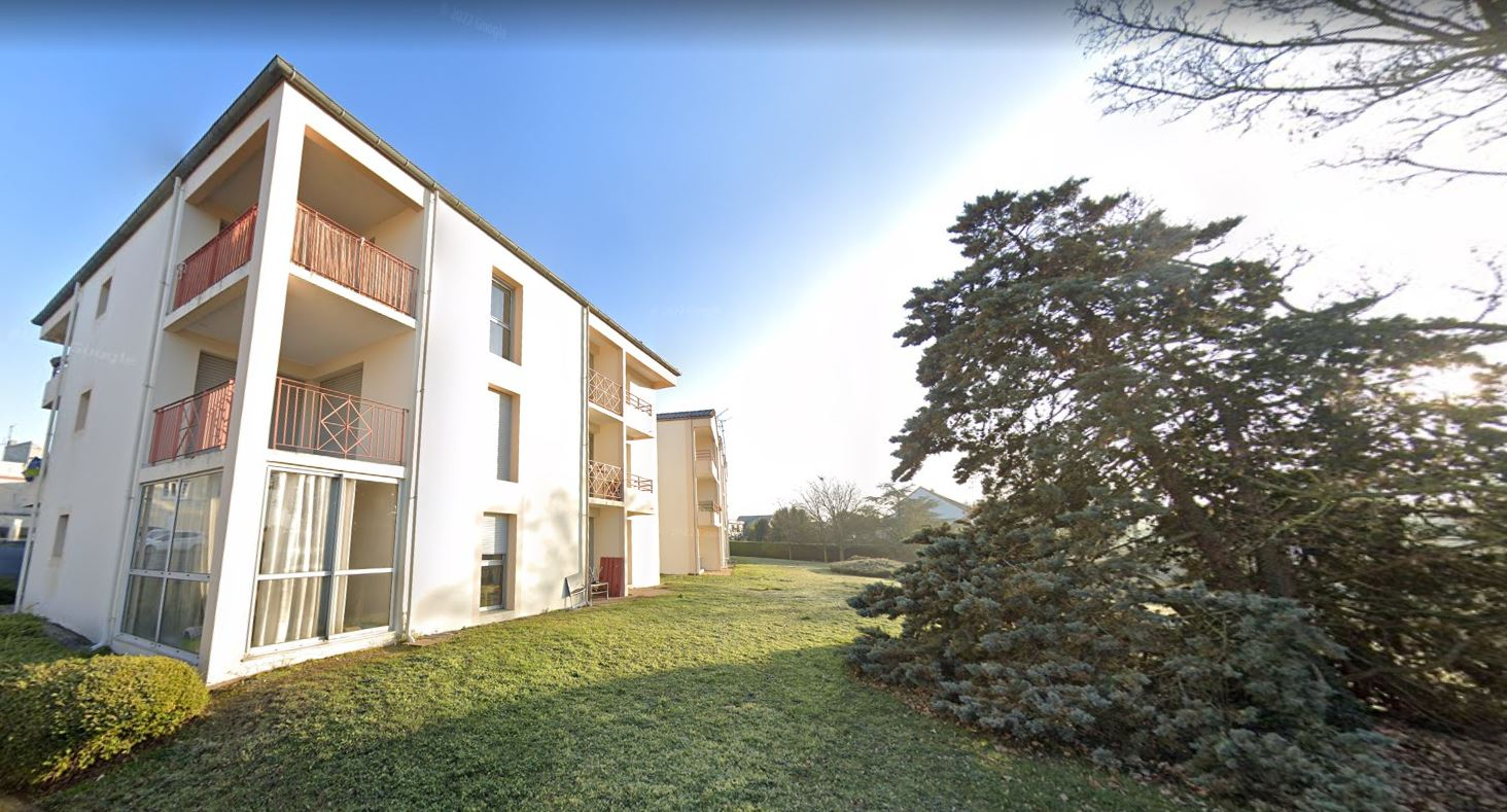 EXCLUSIVITÉ - IDÉAL INVESTISSEUR - STUDIO 29 m² POITIERS 5 MIN DU CENTRE VILLE