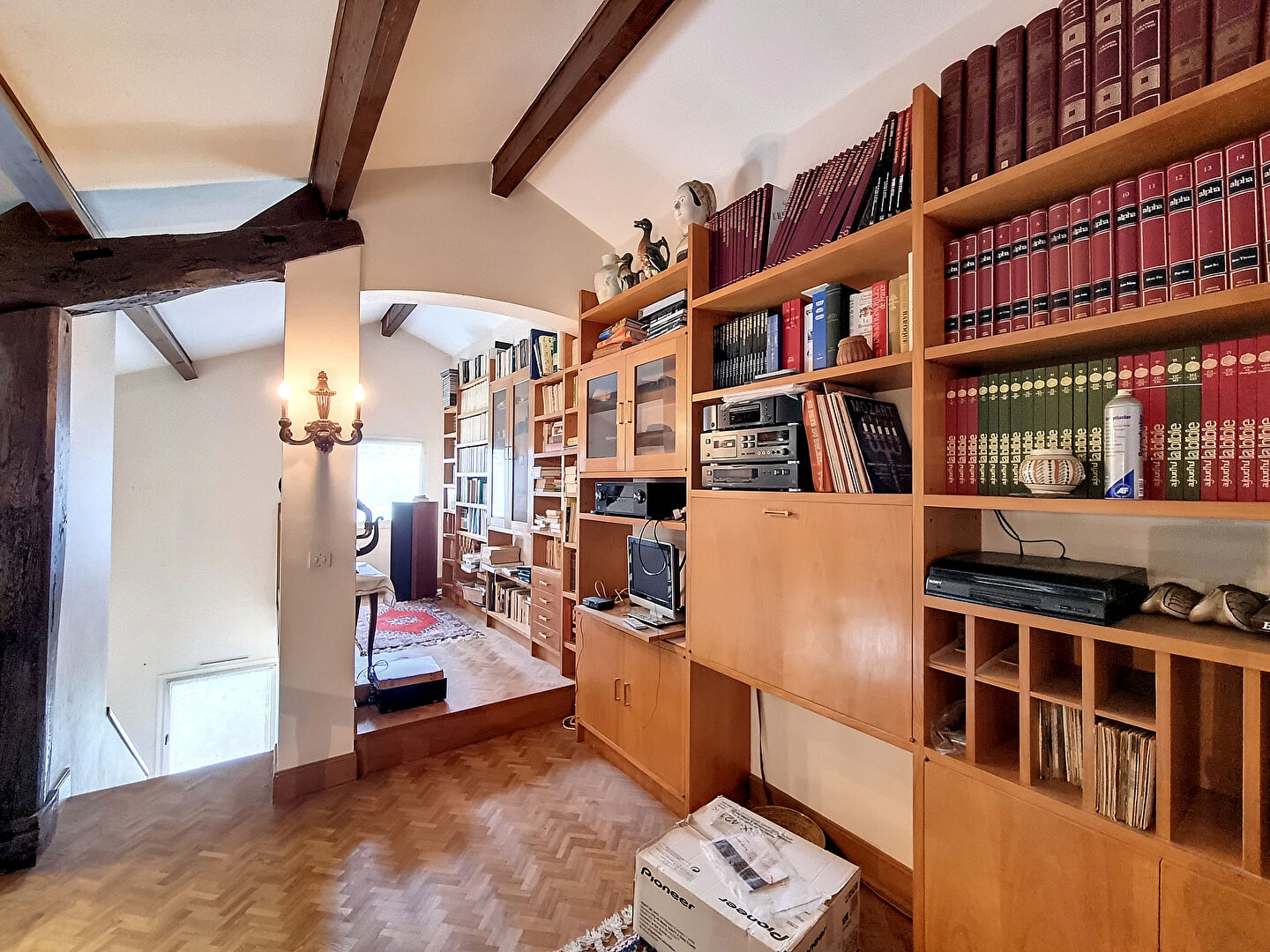 Photo NIORT  - Maison lumineuse et au calme de 181 m² - 6 chambres image 5/6