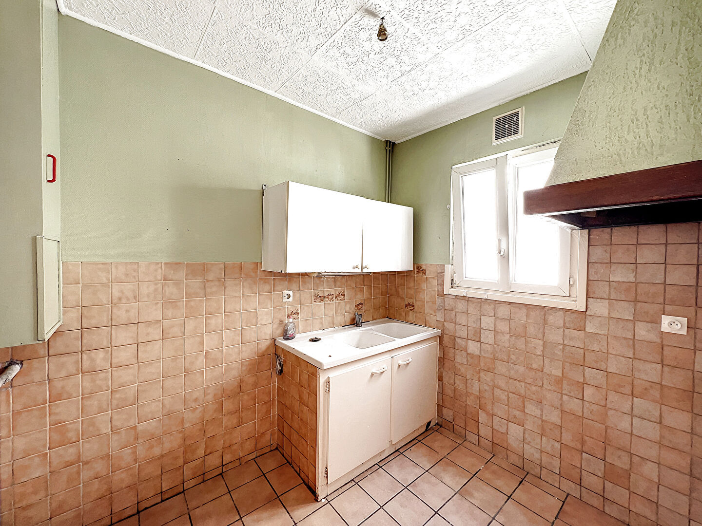 Photo NIORT CENTRE VILLE - MAISON T3 65m2 AVEC COUR image 3/6