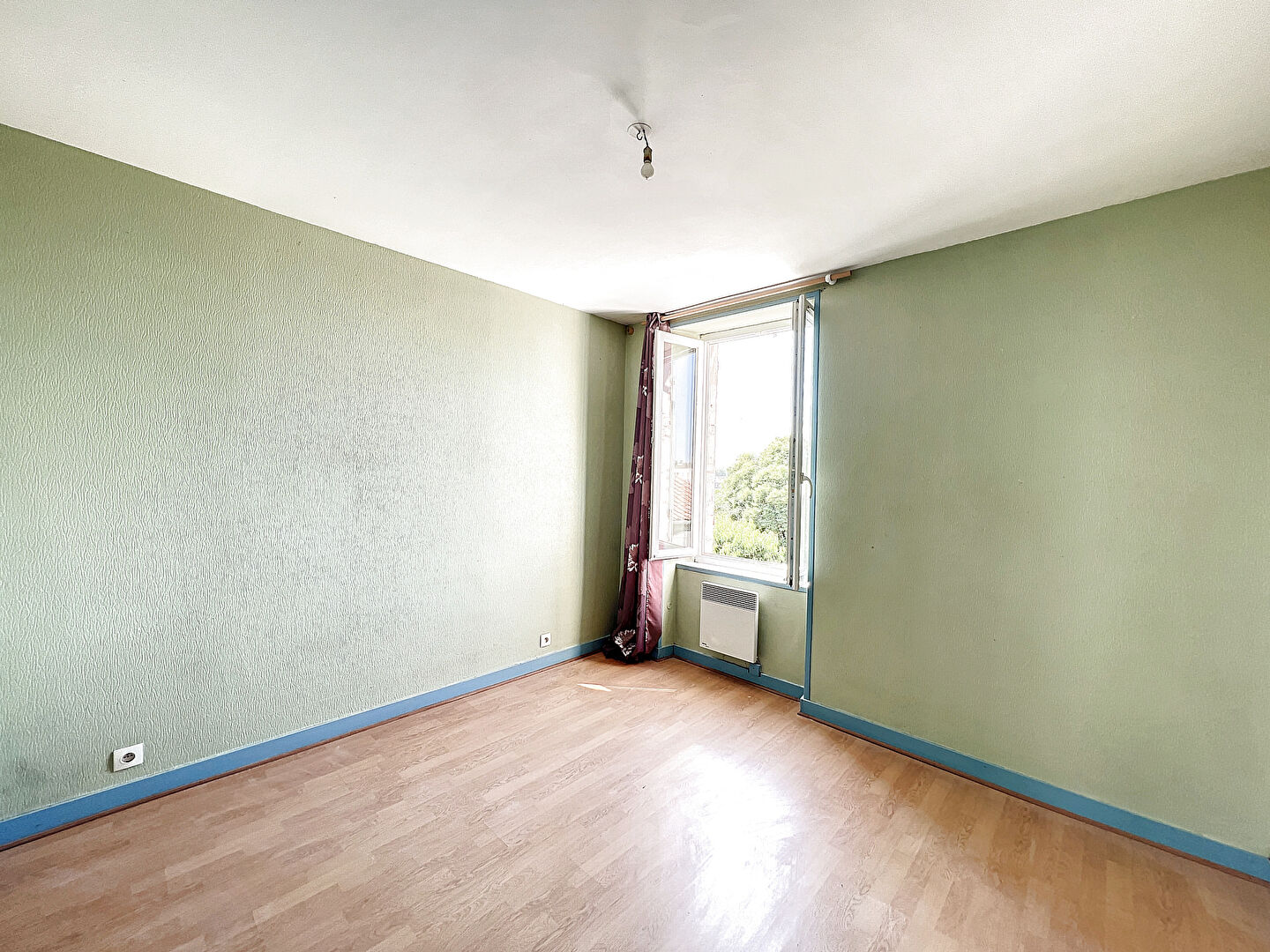 Photo NIORT CENTRE VILLE - MAISON T3 65m2 AVEC COUR image 6/6