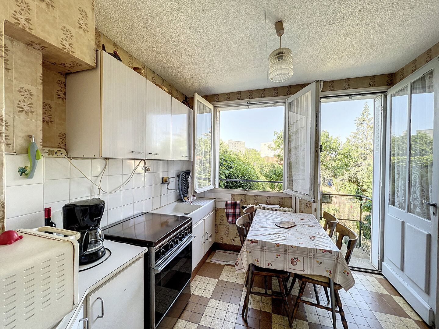 Photo 4 PIÈCES 70 M² 400 M² POITIERS - MAISON 4 PIÈCES 70M2 AVEC JARDIN ET GARAGE image 4/6