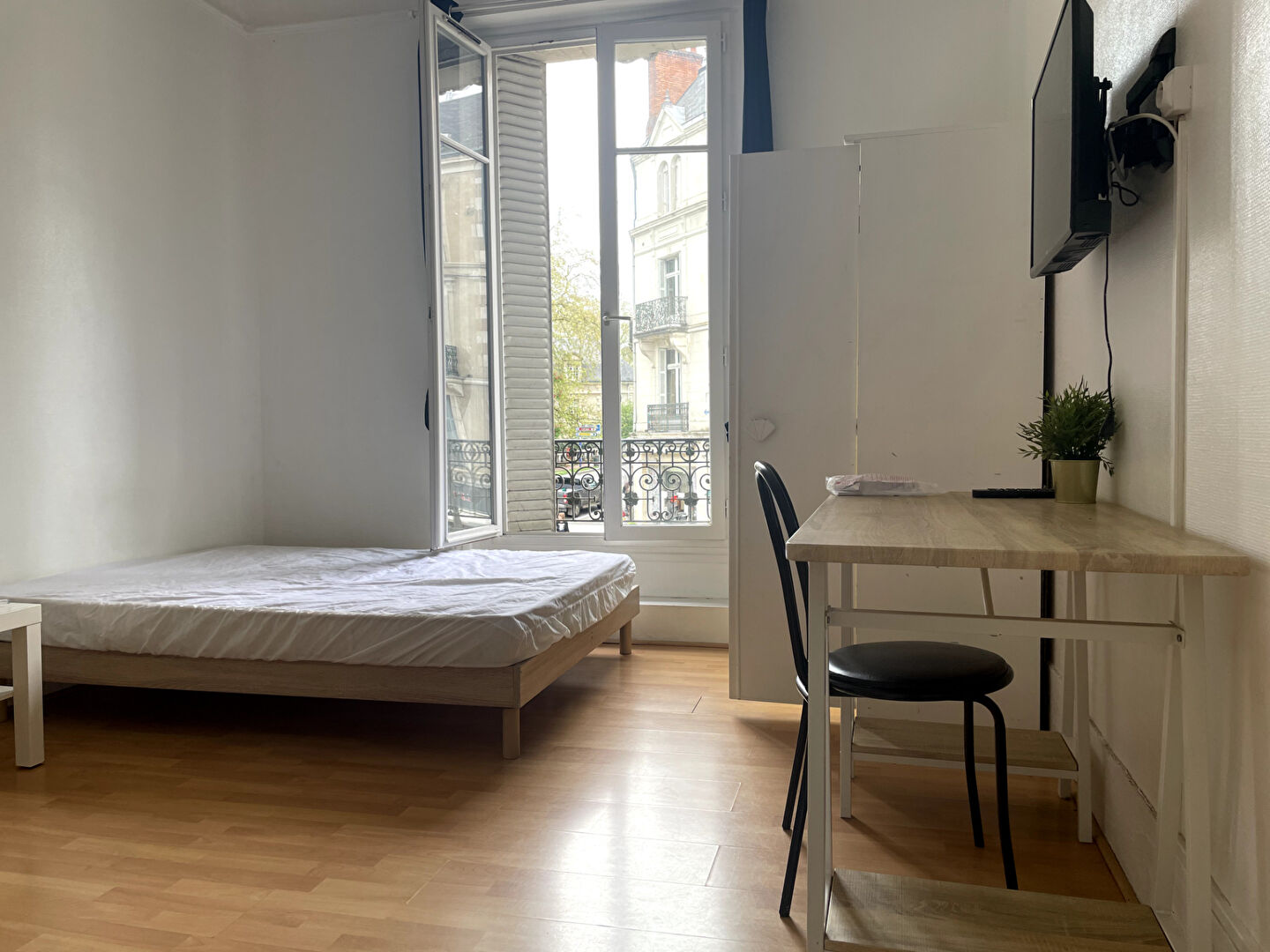 Photo Studio meublé image 1/3