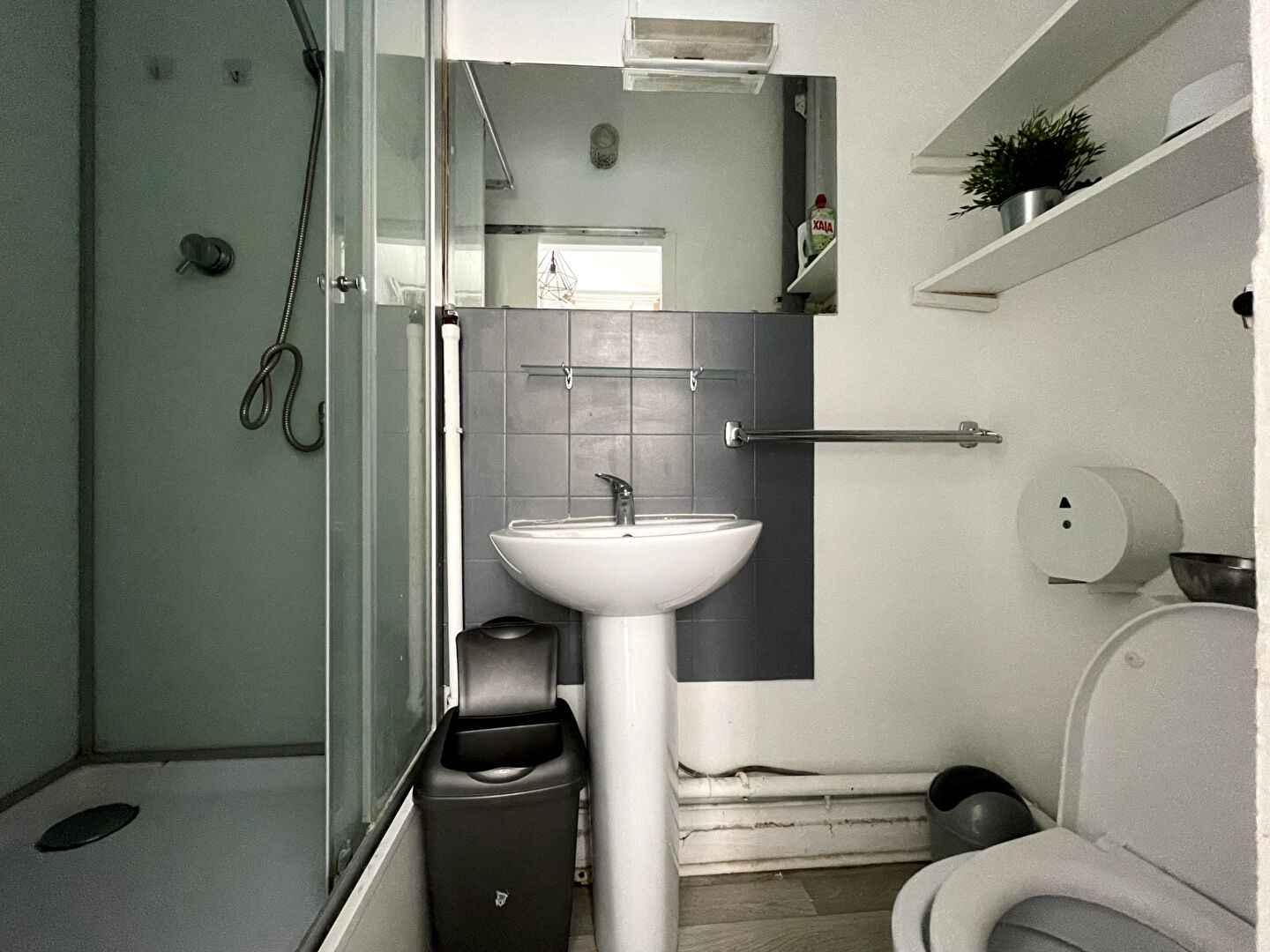 Photo Studio meublé image 2/2