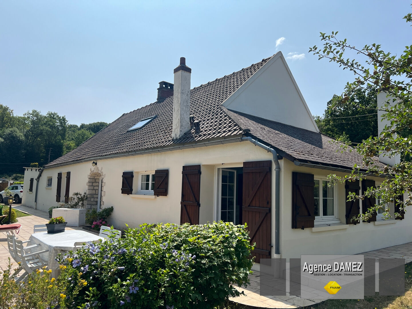 SAINTE-MESME, Maison ancienne de caractère, 151 m², Terrain arboré de 1 590 m²