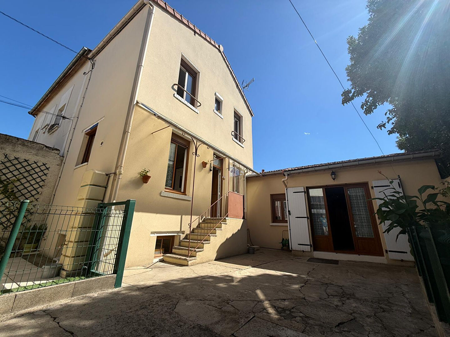 Appartement 5 pièces 120 m² · à Bobigny · 120 m² · 470 000 €