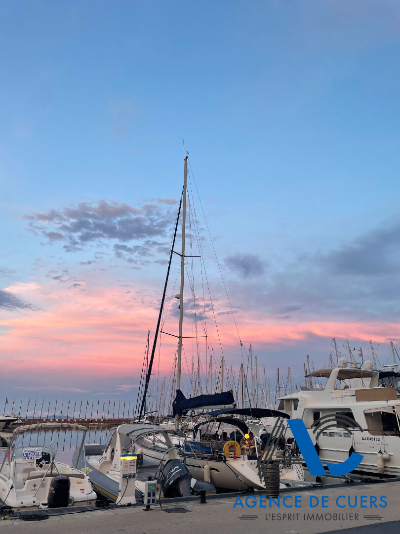 Photo Sur le Port restaurant Fonds de commerce image 1/4