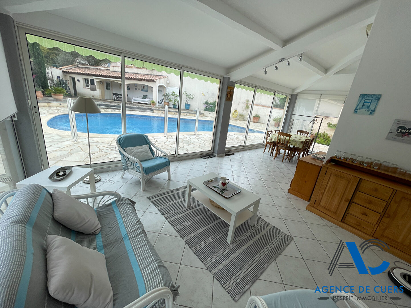 Photo Villa Cuers 7 pièce(s) 228m2 image 4/6