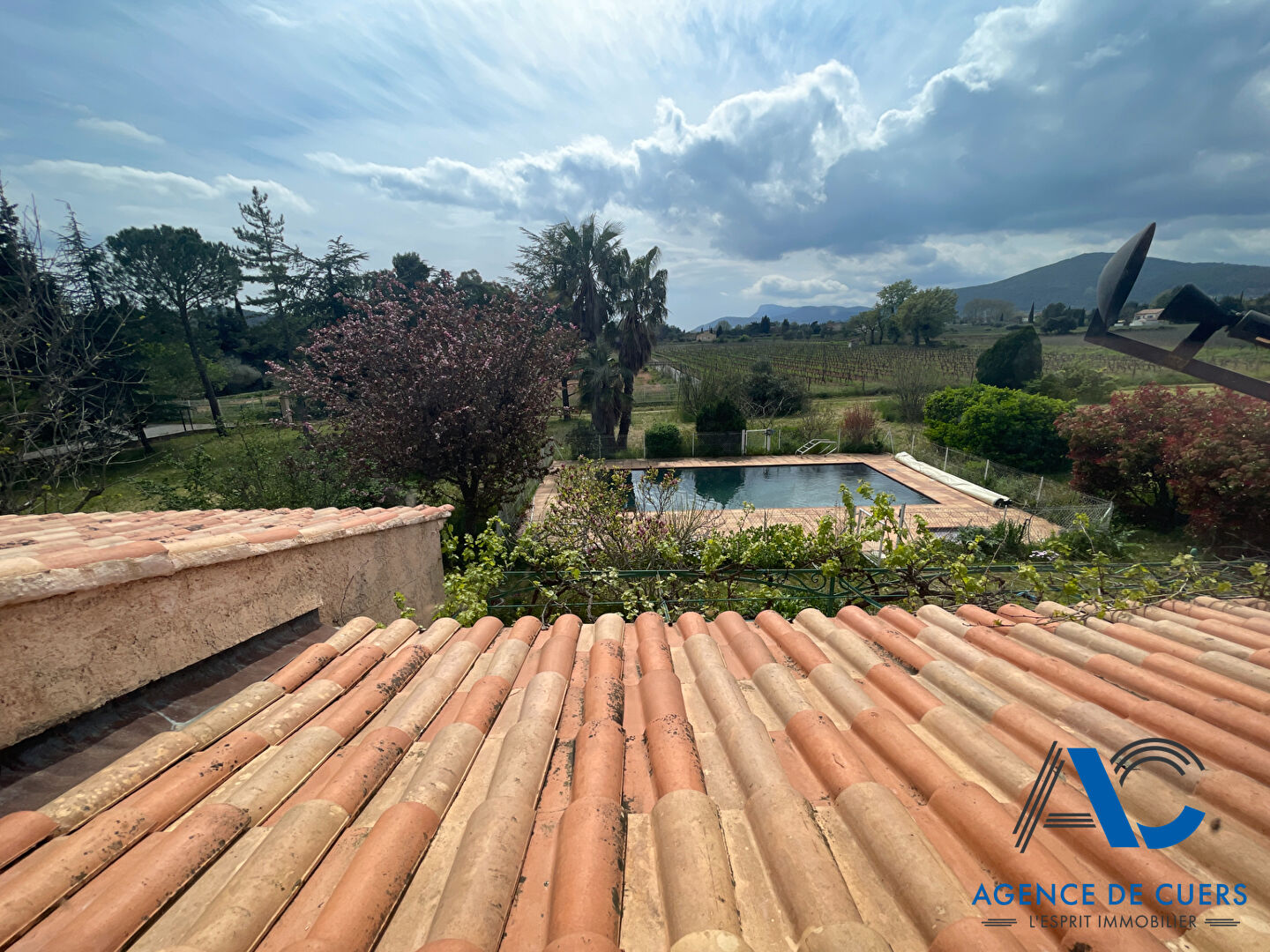 Photo Villa Cuers 5 pièce(s) 128m2+ dépendance de 20m² image 5/6