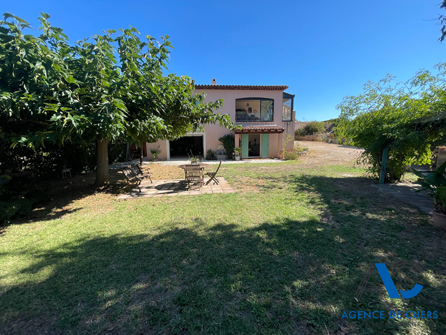 Photo Villa Cuers 111m2 + T2 50m² +garage 60m² image 2/6