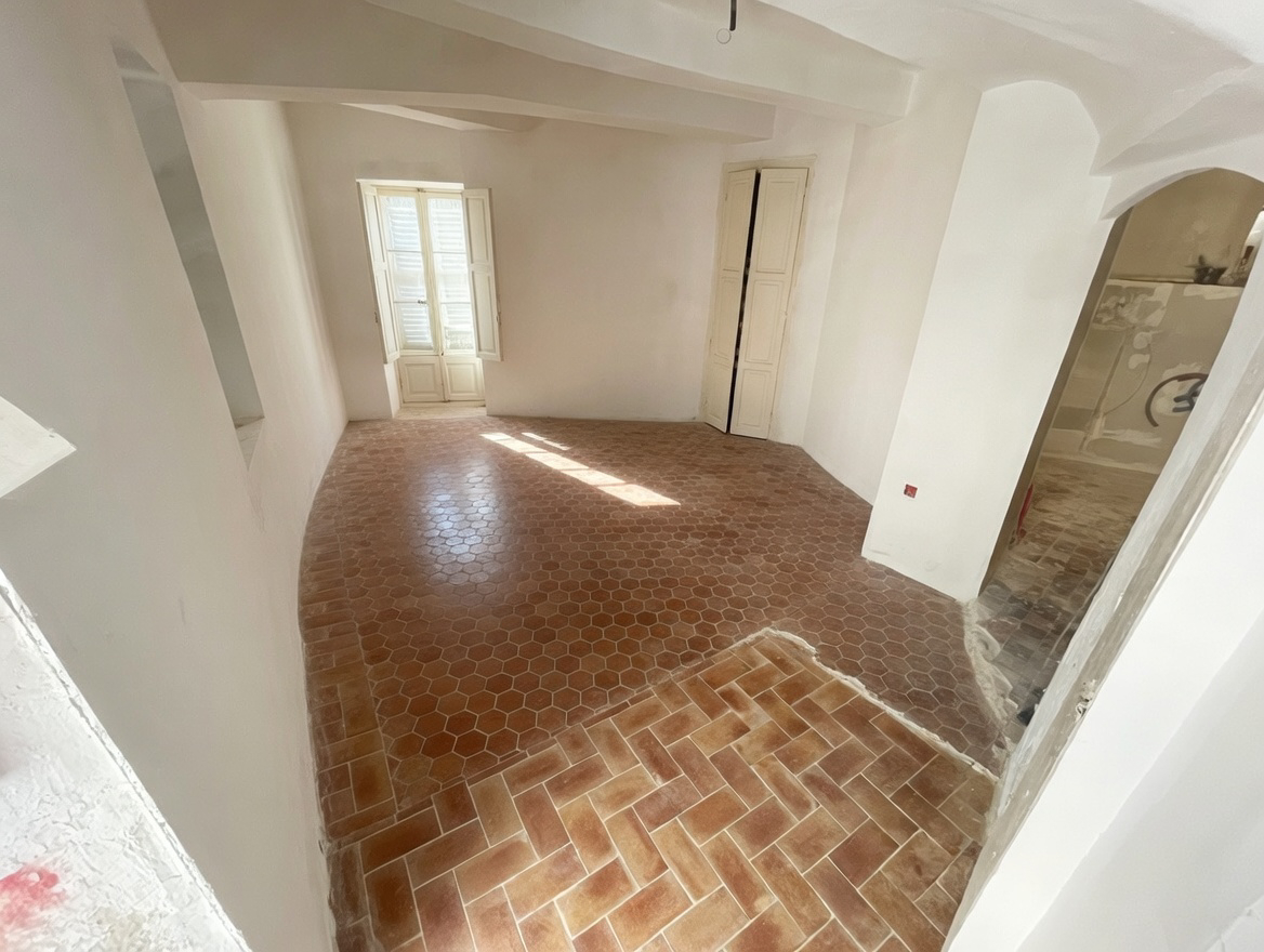 Agence immobilière de AGENCE DE CUERS - AGENCE DE CUERS