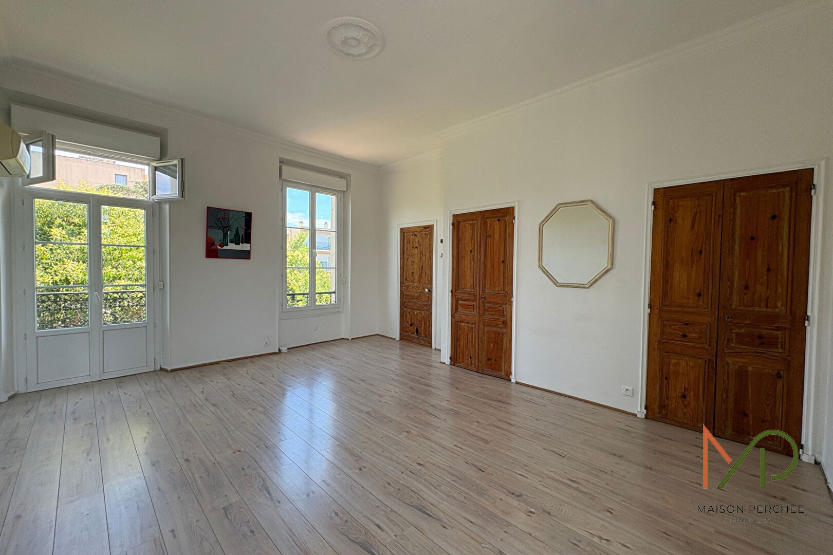 Agence immobilière de AGENCE DE CUERS - MAISON PERCHÉE