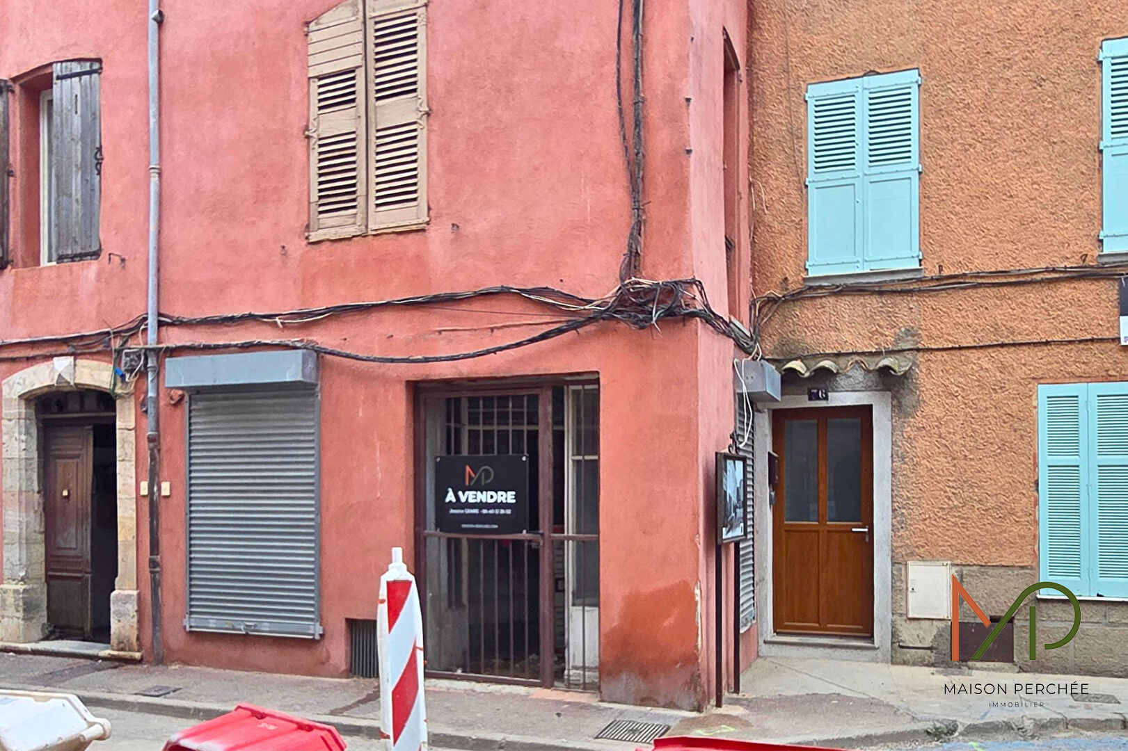 Local commercial Trans En Provence 78 m2 (local + cave)