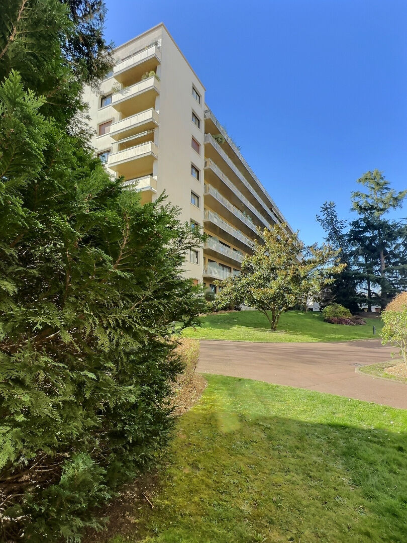 Agence immobilière de AGENCE DE LA TOUR St cloud