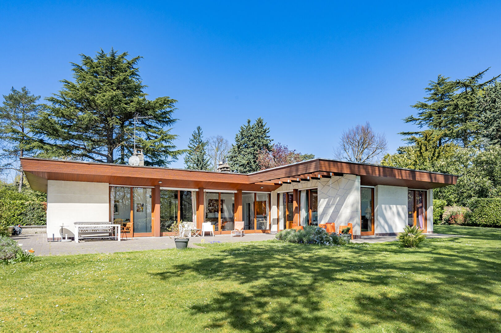 Agence immobilière de AGENCE DE LA TOUR St cloud