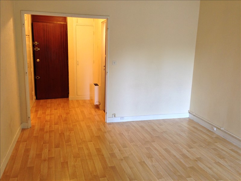 Photo F1 avec balcon PALAISEAU - 1 pièce(s) - 38 m2 image 2/5