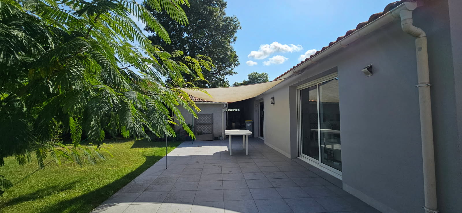 Agence immobilière de 11 IMMOBILIER - L'AGENCE LOCALE Les Sorinieres / Rezé / Vertou