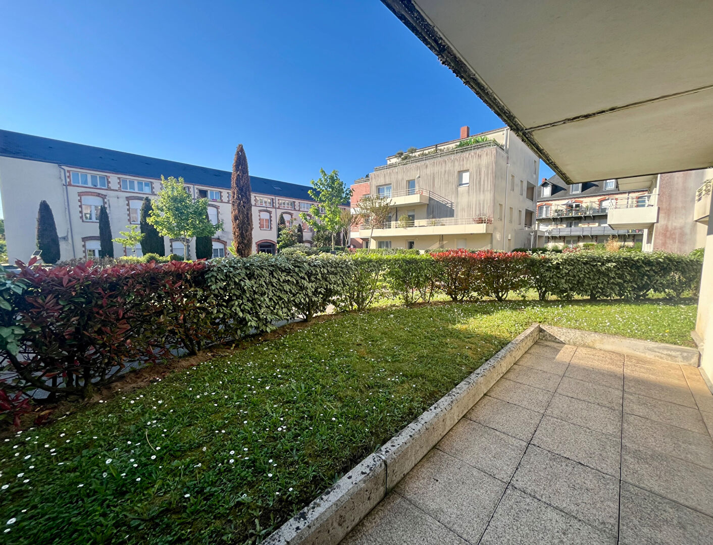 Agence immobilière de 11 IMMOBILIER - L'AGENCE LOCALE Les Sorinieres / Rezé / Vertou