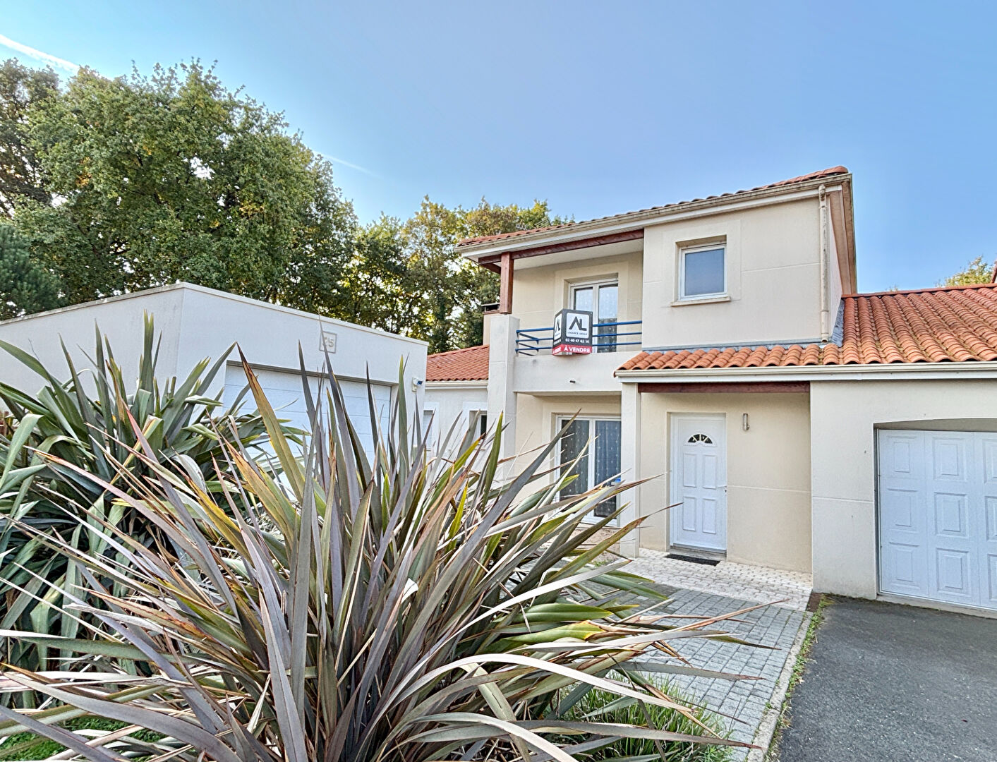 Agence immobilière de 11 IMMOBILIER - L'AGENCE LOCALE Les Sorinieres / Rezé / Vertou