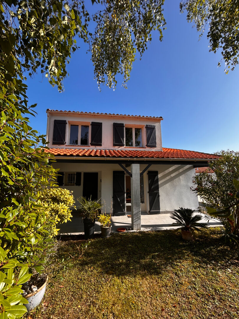 Agence immobilière de 11 IMMOBILIER - L'AGENCE LOCALE Les Sorinieres / Rezé / Vertou