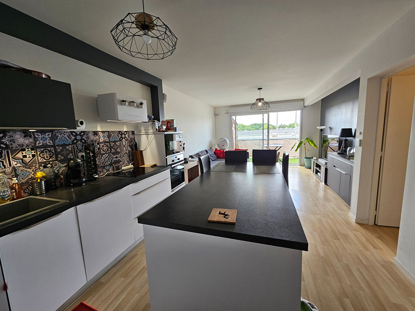 Agence immobilière de 11 IMMOBILIER - L'AGENCE LOCALE Les Sorinieres / Rezé / Vertou