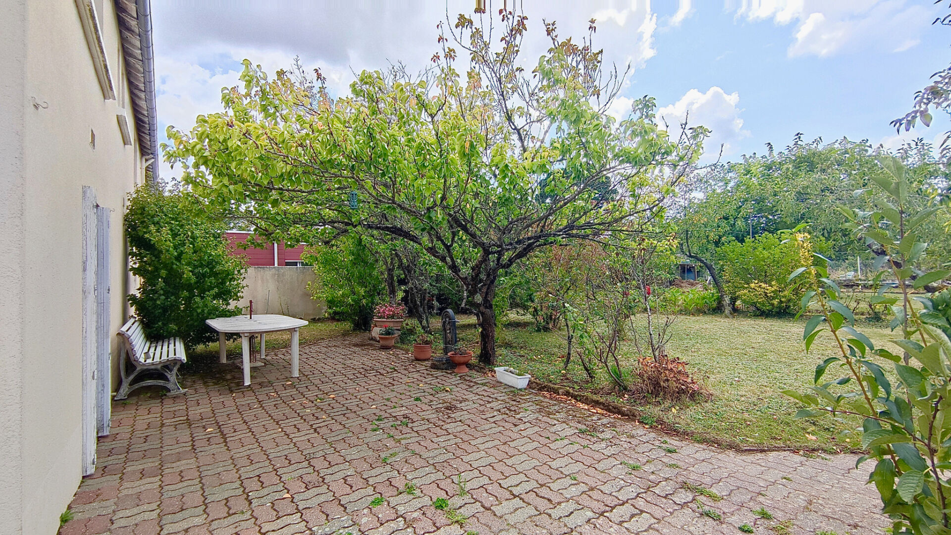 Agence immobilière de 11 IMMOBILIER - L'AGENCE LOCALE Les Sorinieres / Rezé / Vertou