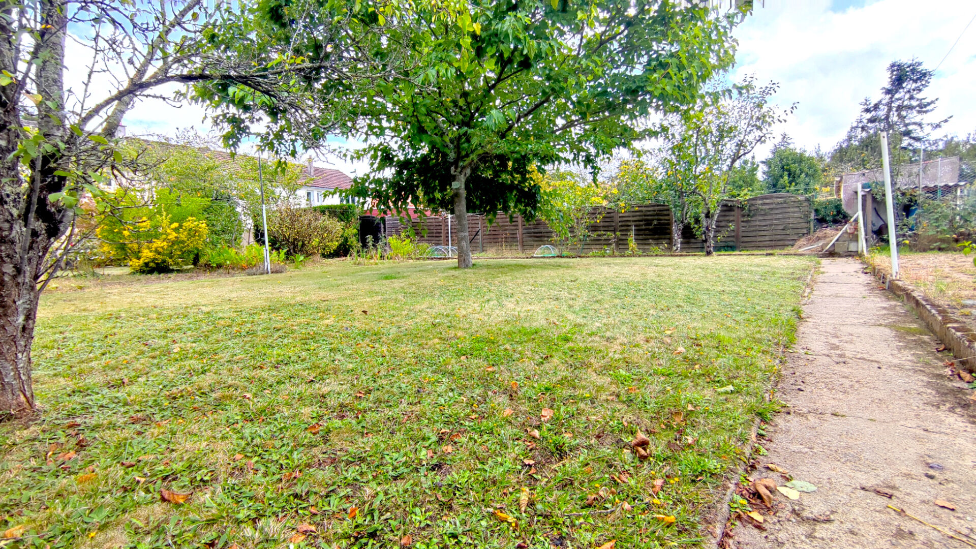 Photo Terrain Reze 445 m2 image 3/3