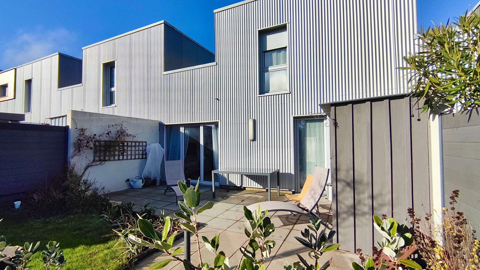 Agence immobilière de 11 IMMOBILIER - L'AGENCE LOCALE Les Sorinieres / Rezé / Vertou