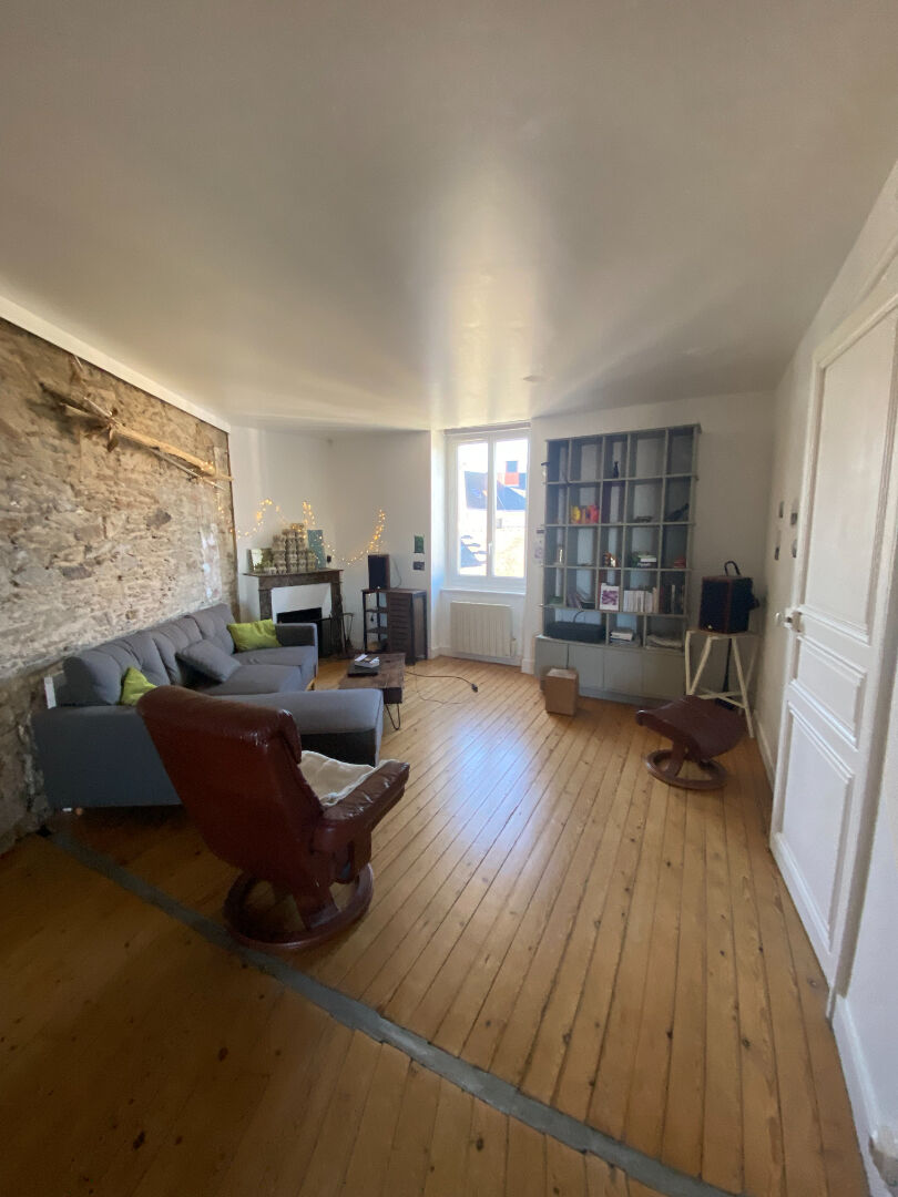 Agence immobilière de 11 IMMOBILIER - L'AGENCE LOCALE Les Sorinieres / Rezé / Vertou