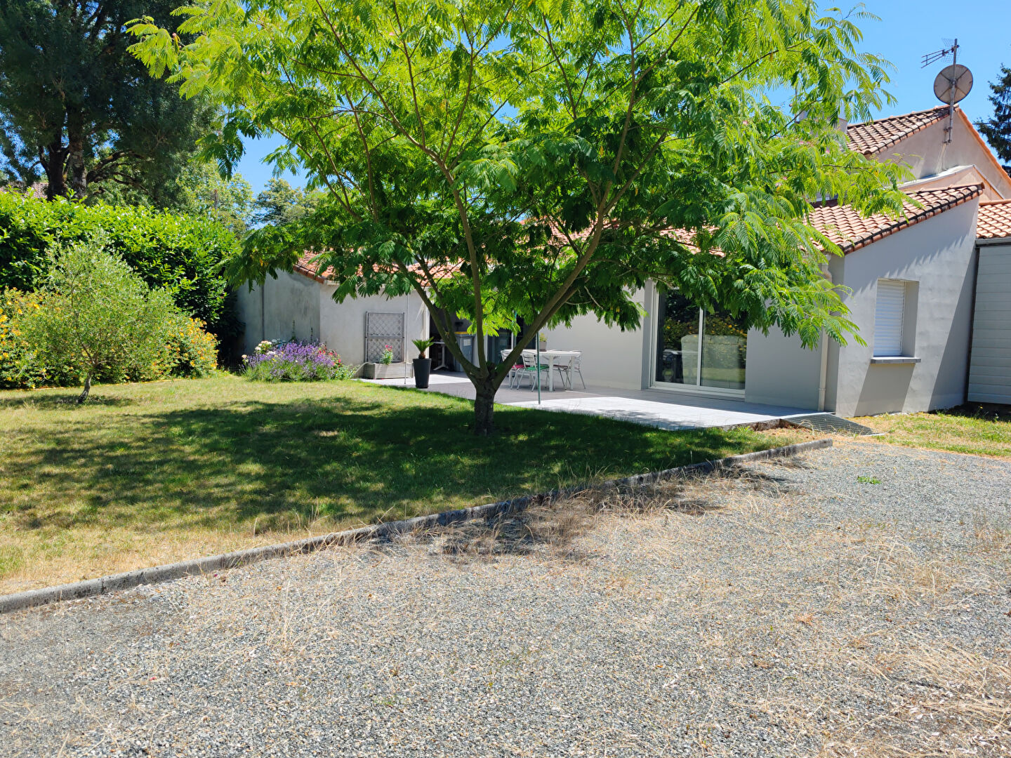 Agence immobilière de 11 IMMOBILIER - L'AGENCE LOCALE Les Sorinieres / Rezé / Vertou