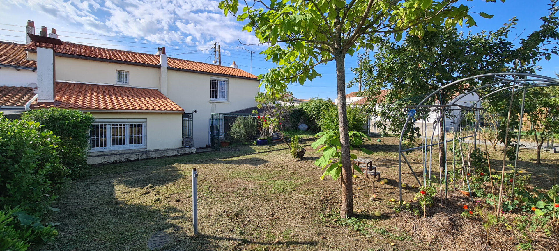 Agence immobilière de 11 IMMOBILIER - L'AGENCE LOCALE Les Sorinieres / Rezé / Vertou