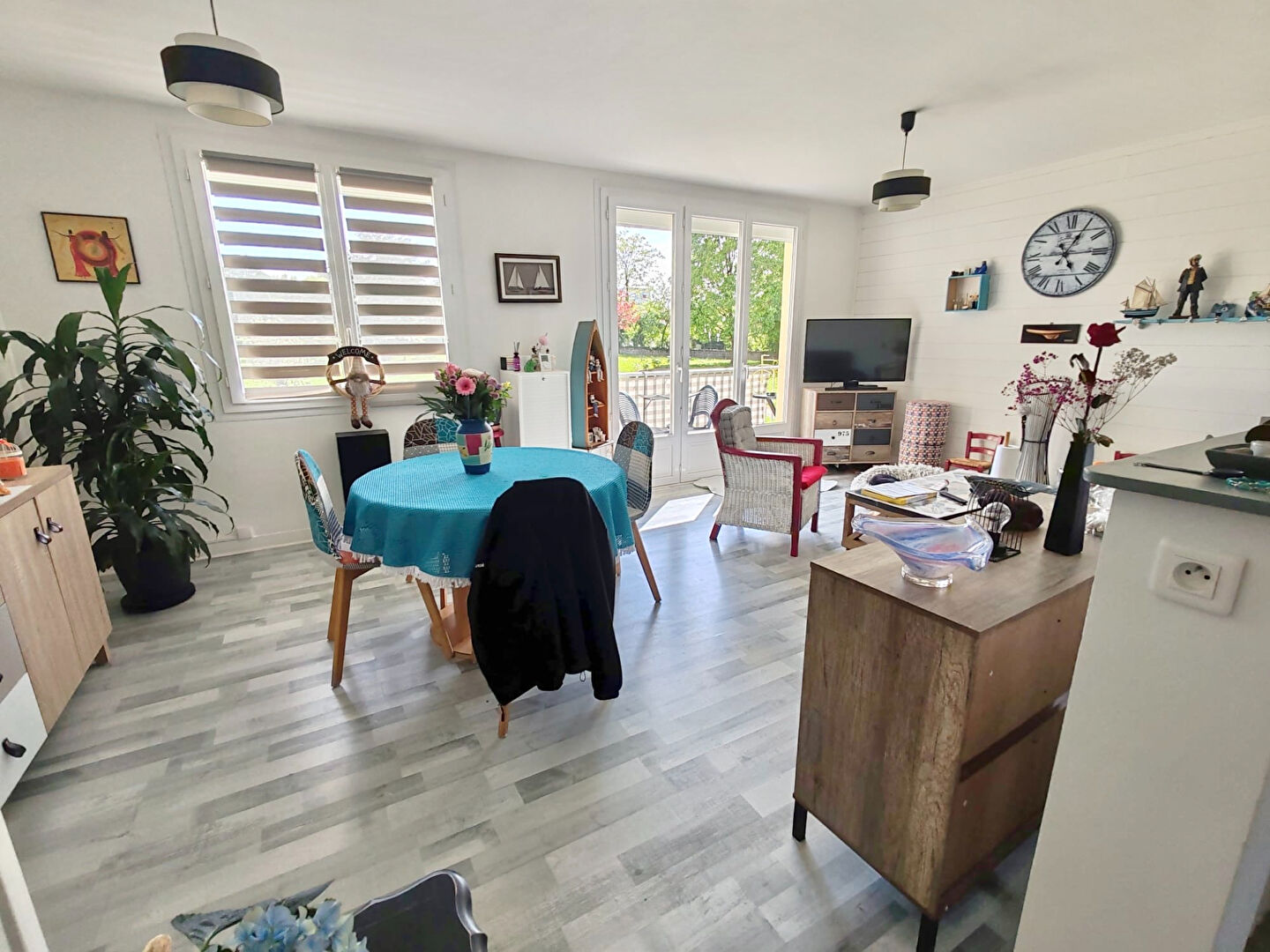 Agence immobilière de 11 IMMOBILIER - L'AGENCE LOCALE Les Sorinieres / Rezé / Vertou