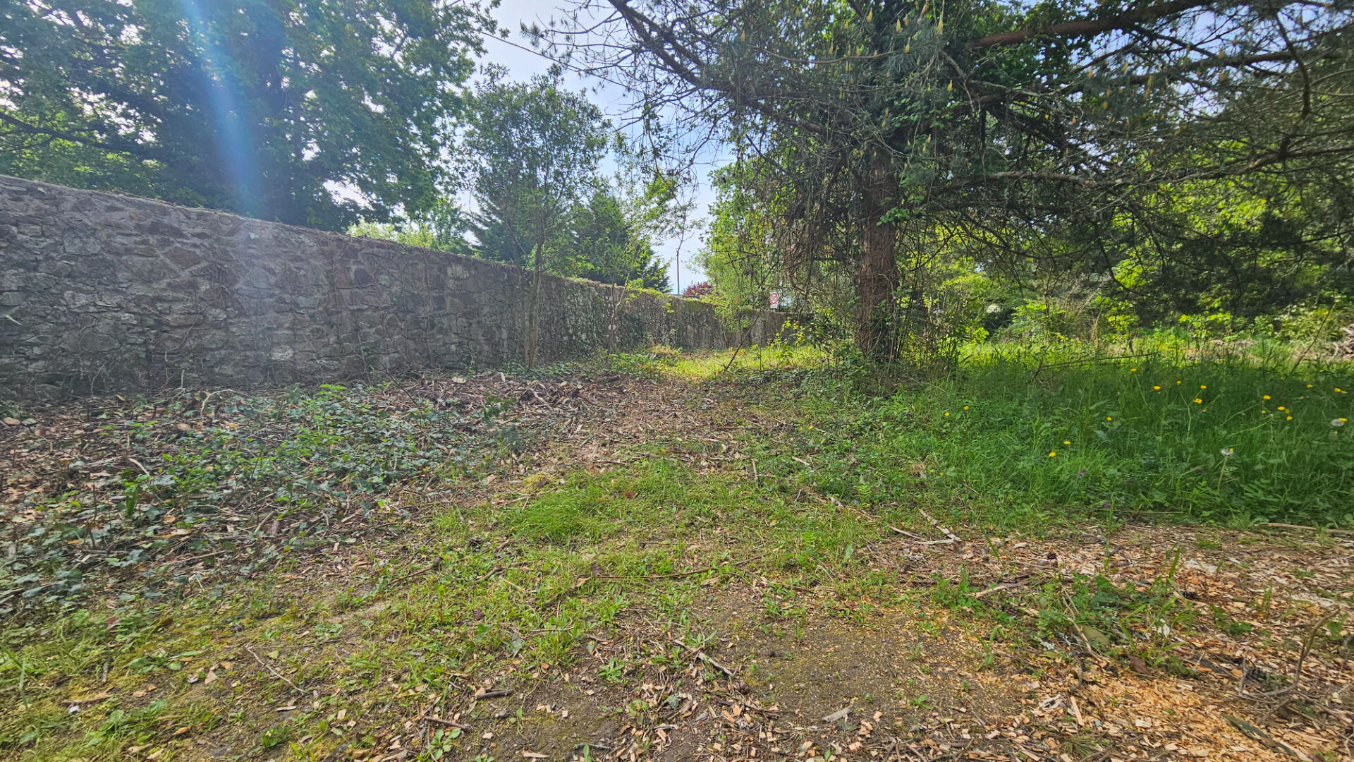 Agence immobilière de 11 IMMOBILIER - L'AGENCE LOCALE Les Sorinieres / Rezé / Vertou