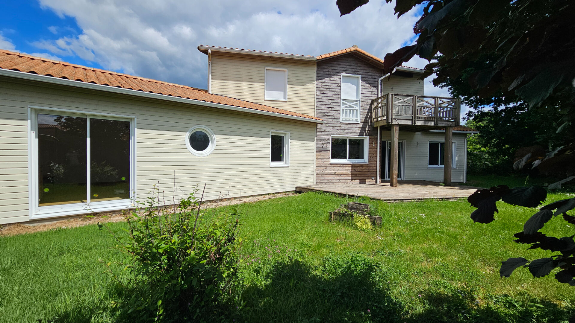 Agence immobilière de 11 IMMOBILIER - L'AGENCE LOCALE Les Sorinieres / Rezé / Vertou