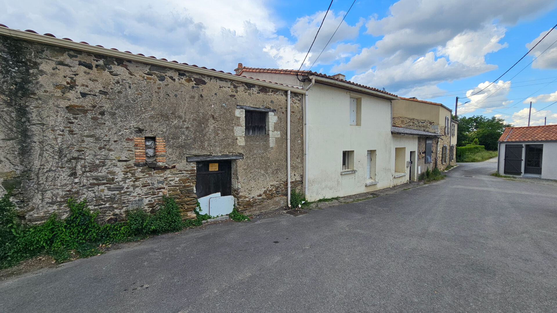 Agence immobilière de 11 IMMOBILIER - L'AGENCE LOCALE Les Sorinieres / Rezé / Vertou