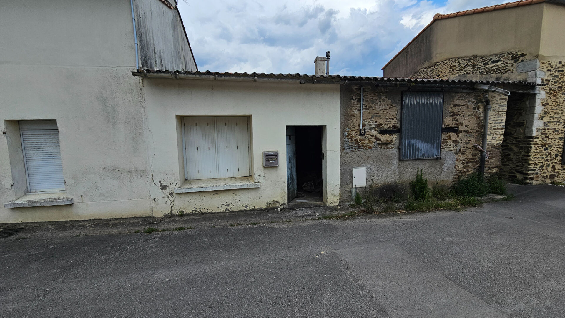 Agence immobilière de 11 IMMOBILIER - L'AGENCE LOCALE Les Sorinieres / Rezé / Vertou