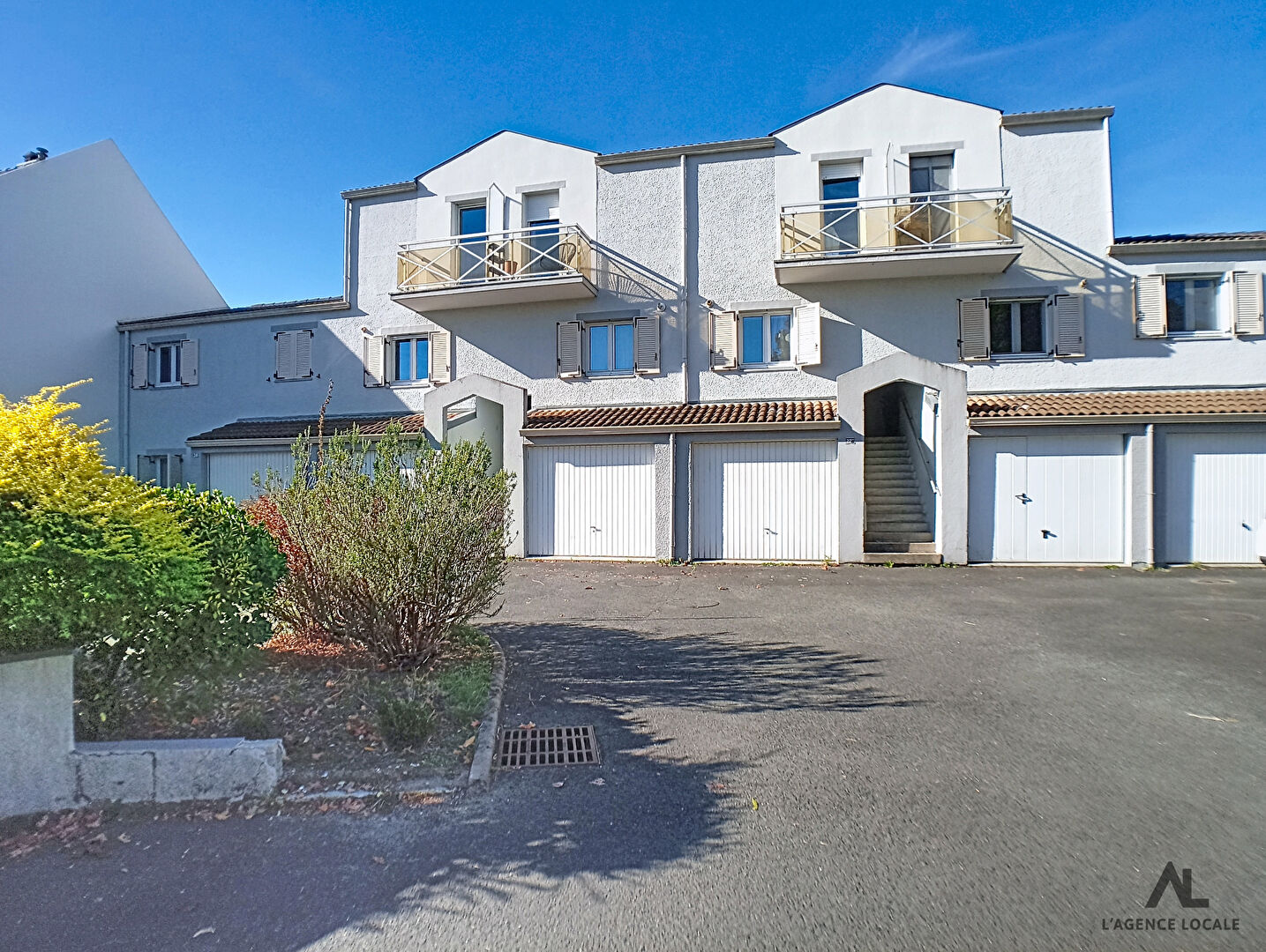 Agence immobilière de 11 IMMOBILIER - L'AGENCE LOCALE Les Sorinieres / Rezé / Vertou