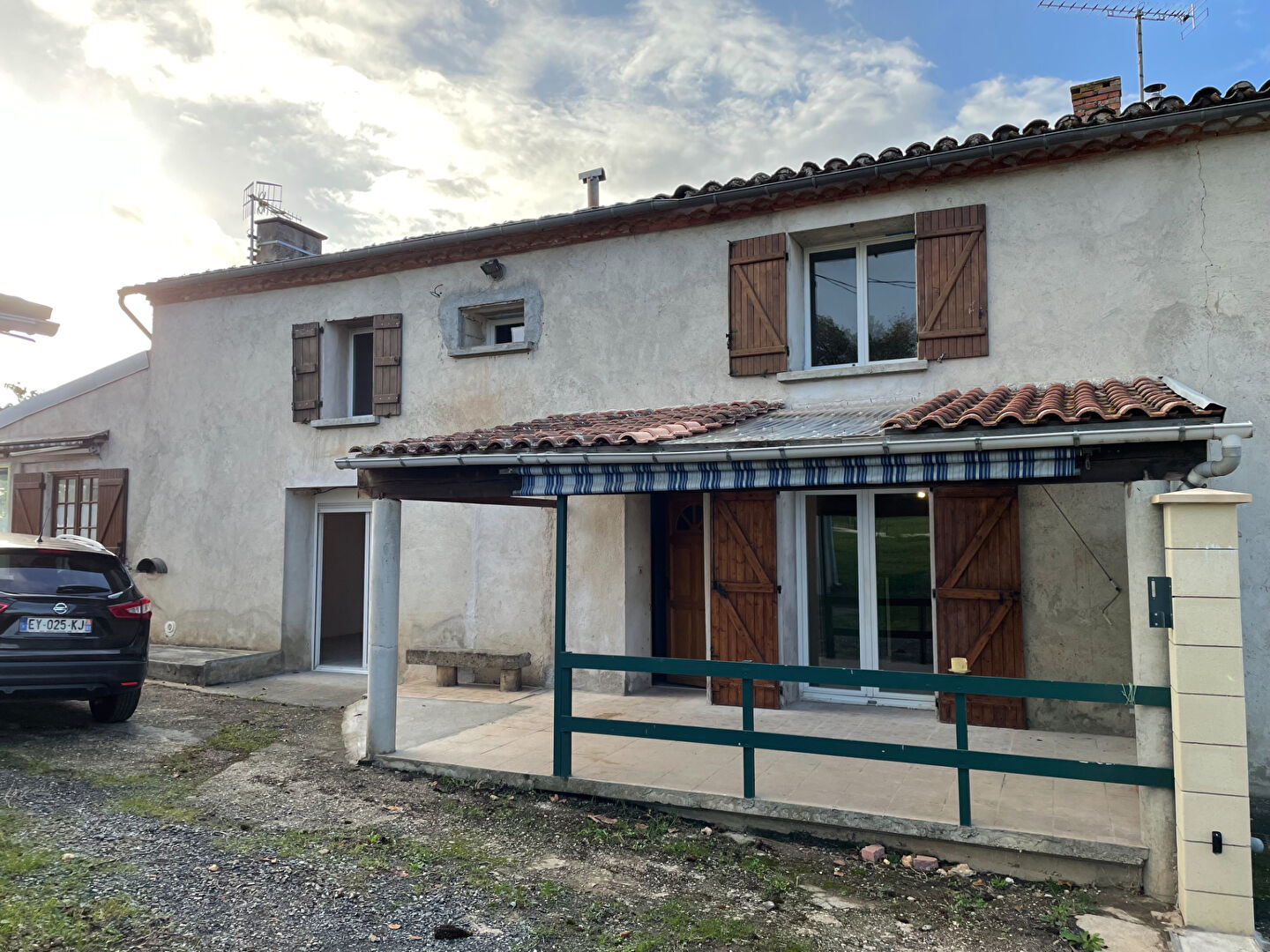 Photo Maison Bellegarde 6 pièce(s) 186 m2 image 2/6