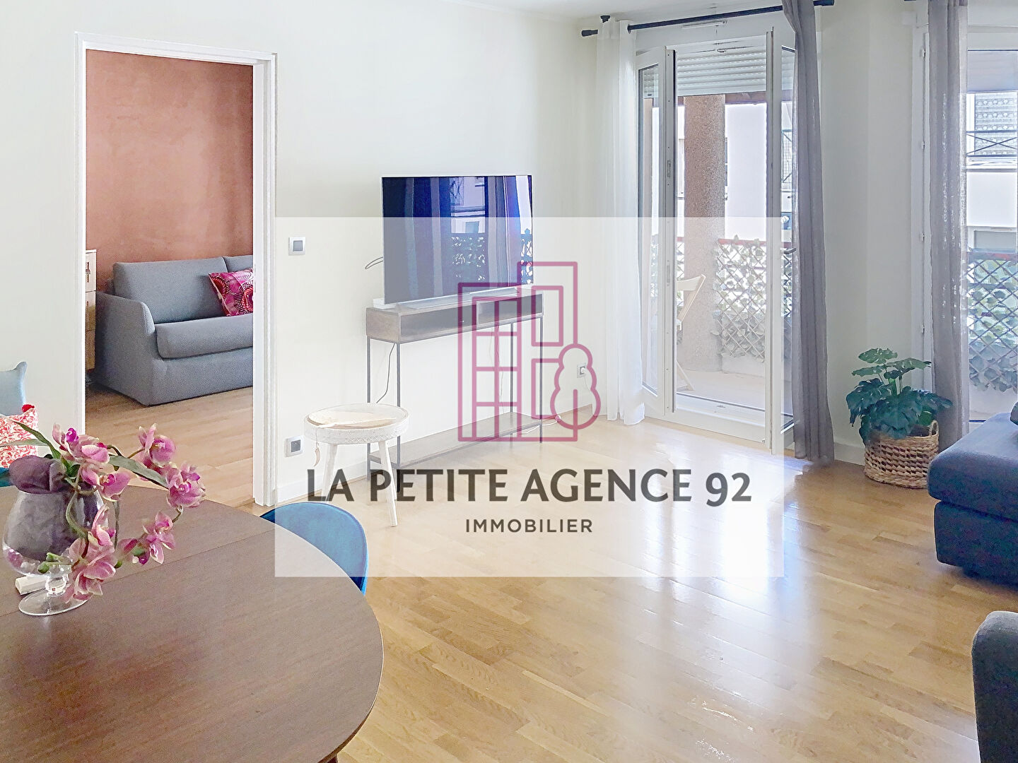 Clamart : Coeur de ville 2 pièces, 1 chambre avec balcon.