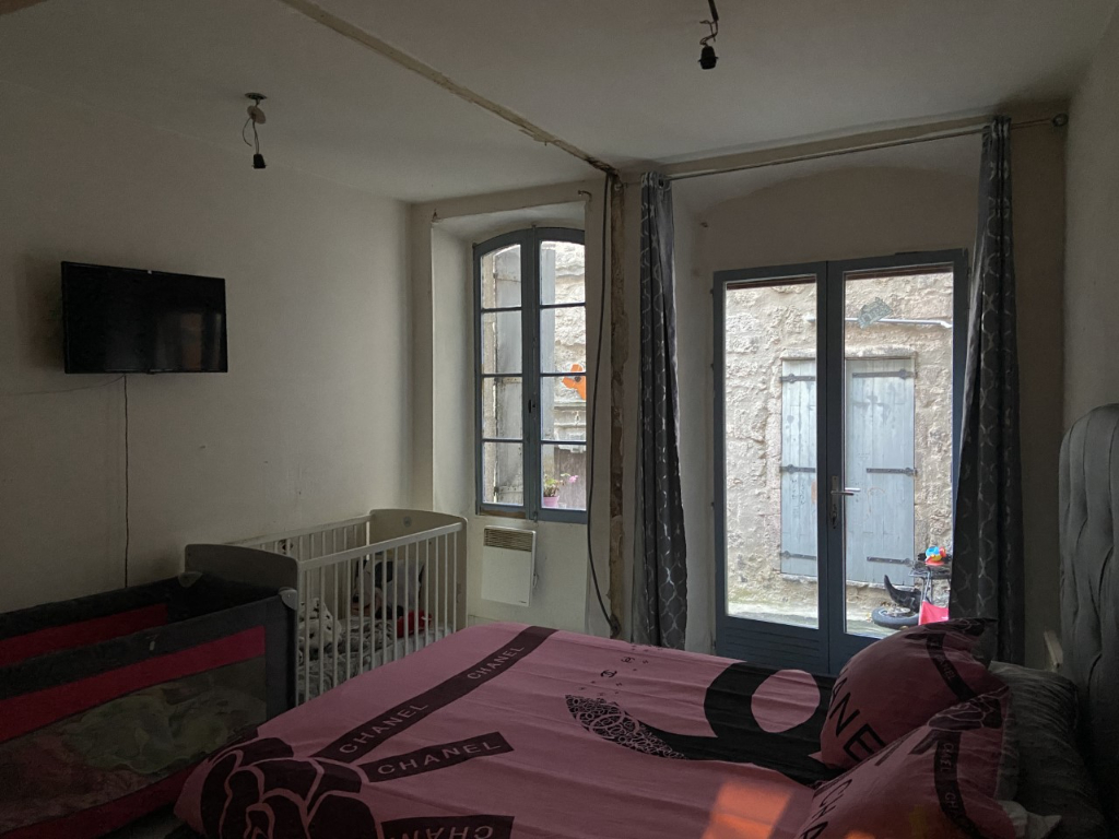 Photo SPECIAL INVESTISSEUR : Immeuble 12 appartements loués + 2 locaux commerciaux image 3/6